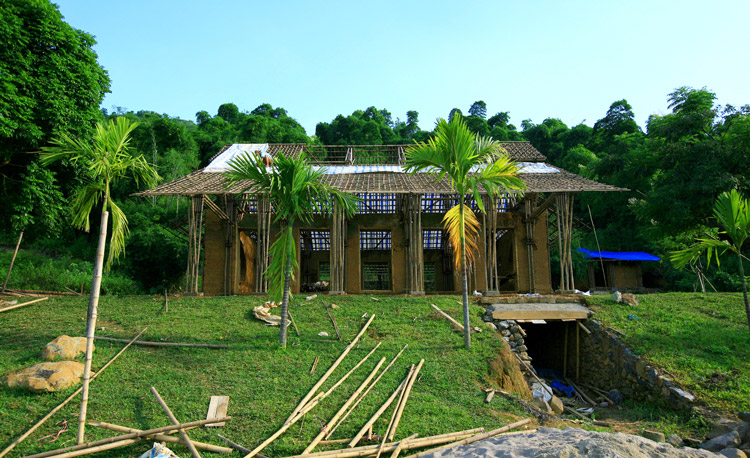 SUOI RE COMMUNITY HOUSE 1