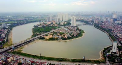 thi cong san tre ngoai troi tai ban dao linh dam