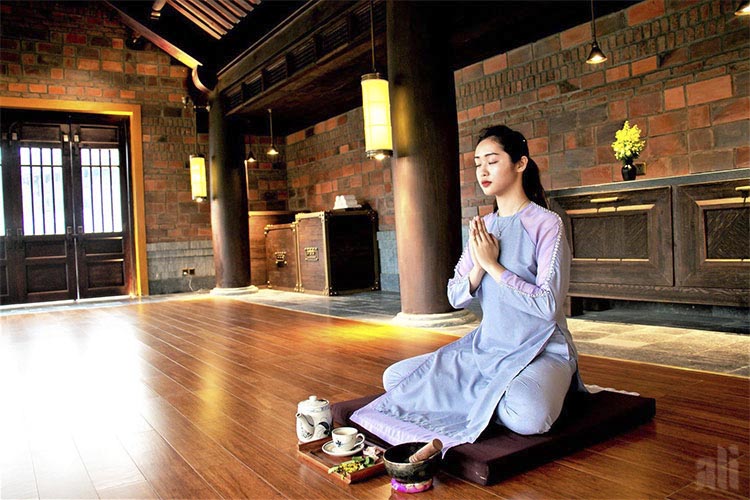 Sàn tre ép khối tạo cho không gian vẻ đẹp sang trọng, cao cấp hơn