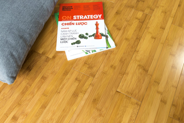 Sàn tre ép ngang màu cà phê