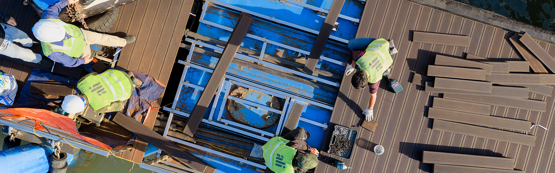 Phương án kỹ thuật và quá trình thi công nâng cấp 3500m2 sàn gỗ tre tại Bến du thuyền Hạ Long