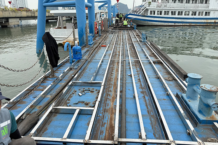 Lắp đặt hệ xương inox mới theo bản vẽ thiết kế được duyệt 1 Lắp đặt hệ xương inox mới theo bản vẽ thiết kế được duyệt 1