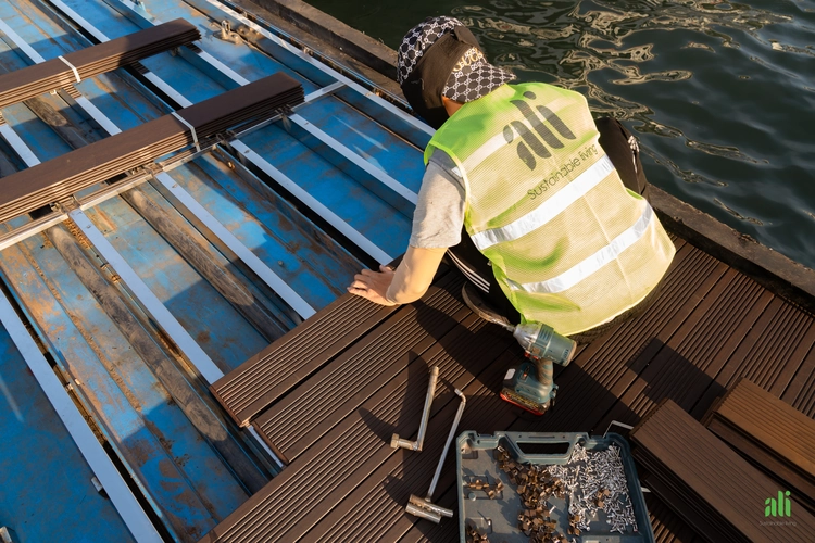 Lắp đặt sàn tre Bamboo’Ali 2 Thi công Sàn tre Bến du thuyền Hạ Long